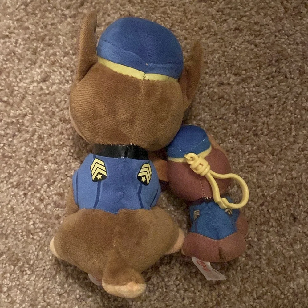 Ty Paw Patrol 6” Chase & 3” Chase key chain - Picture 6 of 6